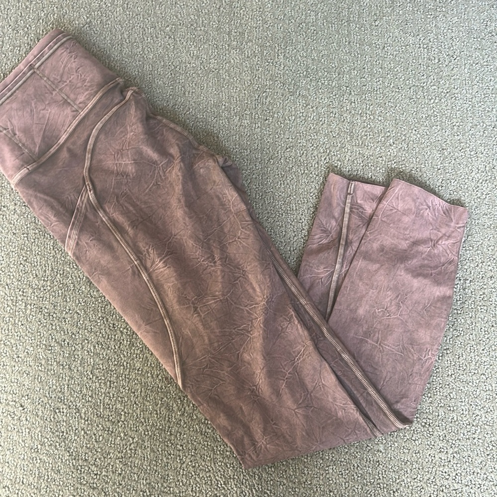 Lululemon tights